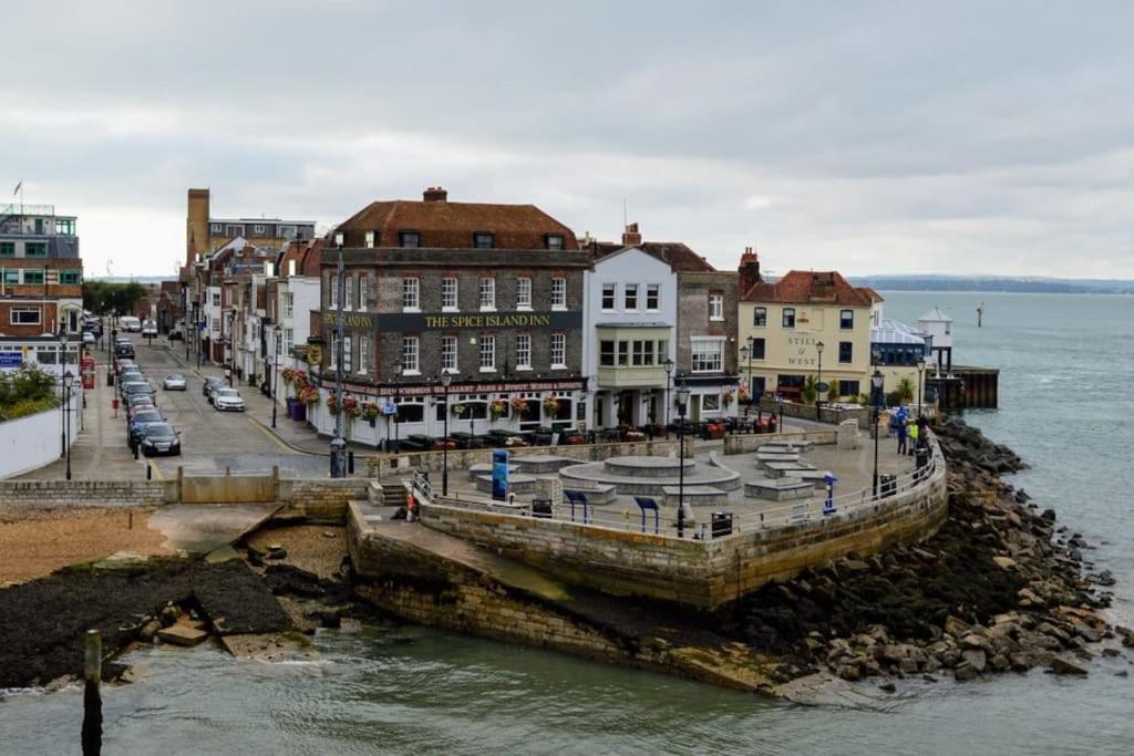 Portsmouth Urban Haven 아파트 외부 사진